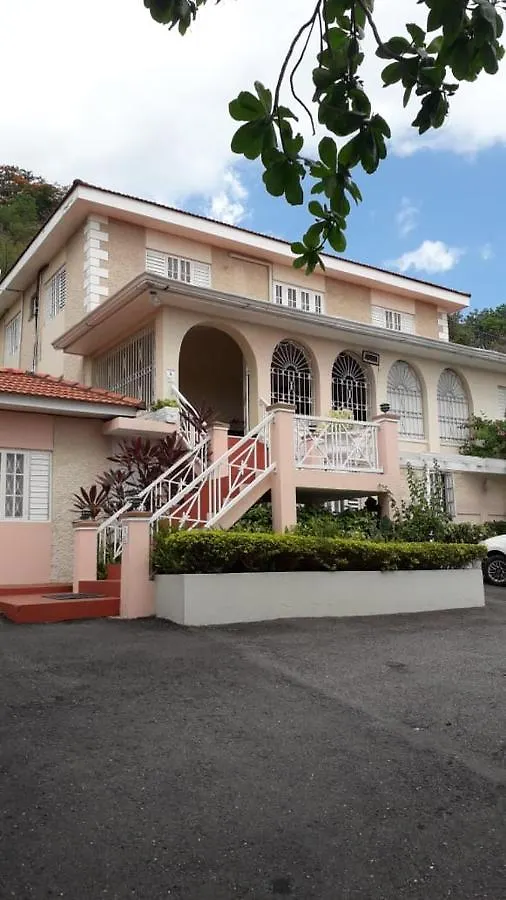 ** Otel Jasmine Inn Kingston Jamaika